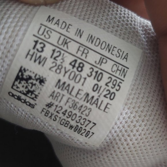 Adidas Advantage Sneakers LIKE NEW - Picture 4 of 5